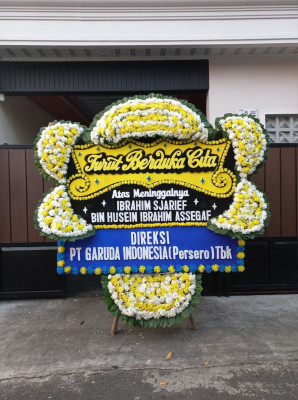 Papan Bunga Duka di Kunto Darussalam
